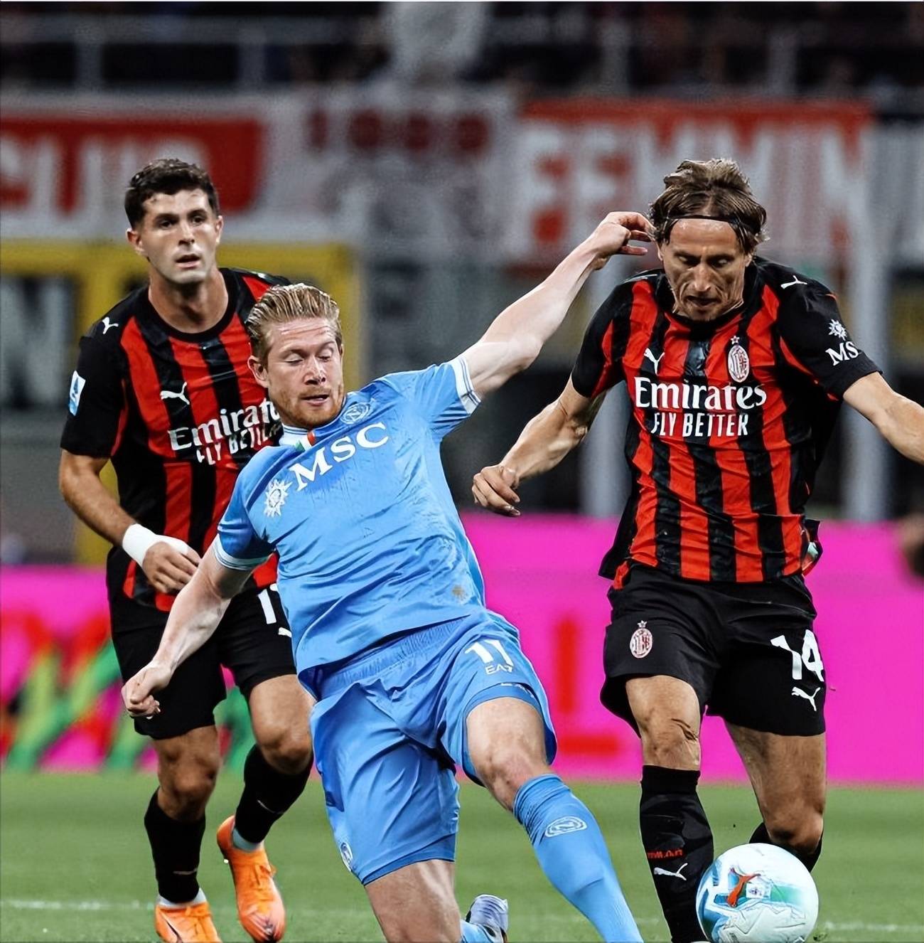 AYX SPORTSAC米兰绝杀压哨备战荷甲Ming与90激战切尔西分钟之后，马赛遗憾出局备战法甲(0809赛季欧冠半决赛巴萨切尔西)