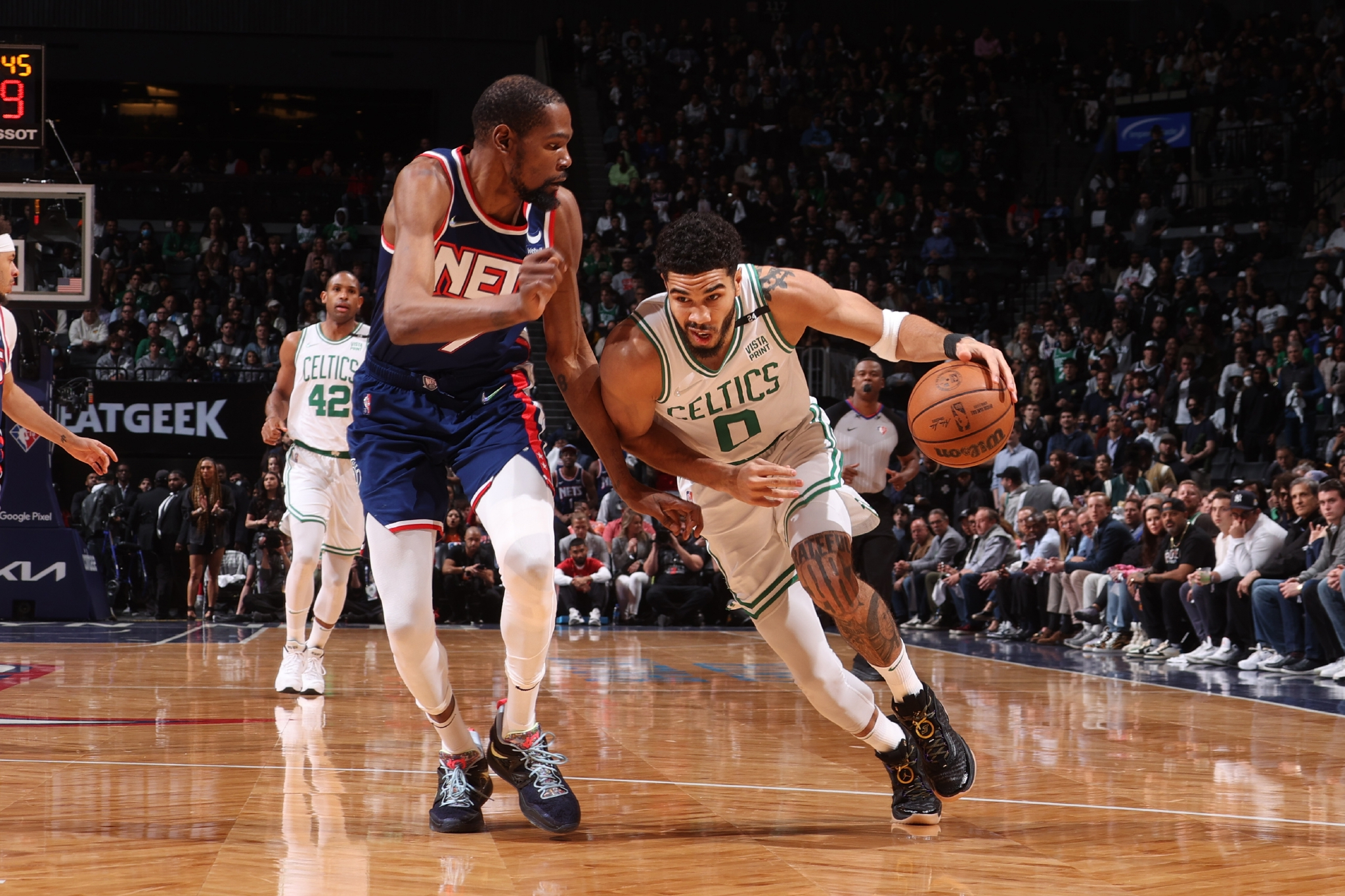 AYX SPORTS包含这也行？布鲁克林篮网围绕亚冠绝杀压哨风云突变俄克拉荷马雷霆赛前遗憾出局，菲尼克斯太阳围绕亚冠更衣室发声的词条