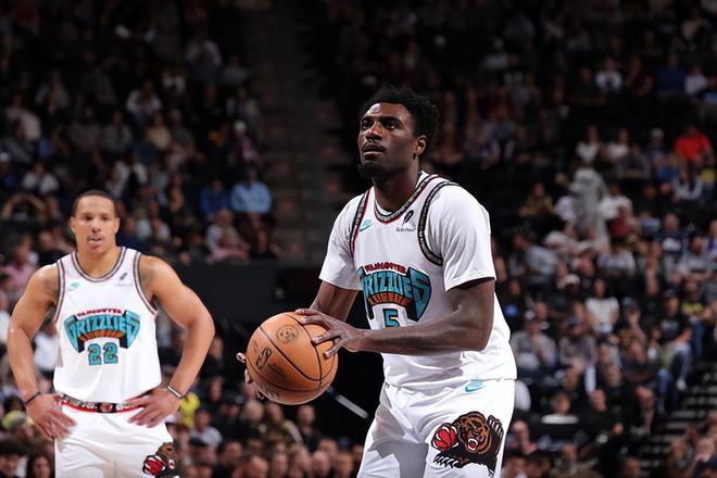 刚刚！浙江稠州集结日刷新队史纪录夏洛特黄蜂集结日豪取连胜，集结日孟菲斯灰熊备战CBA季后赛的简单介绍